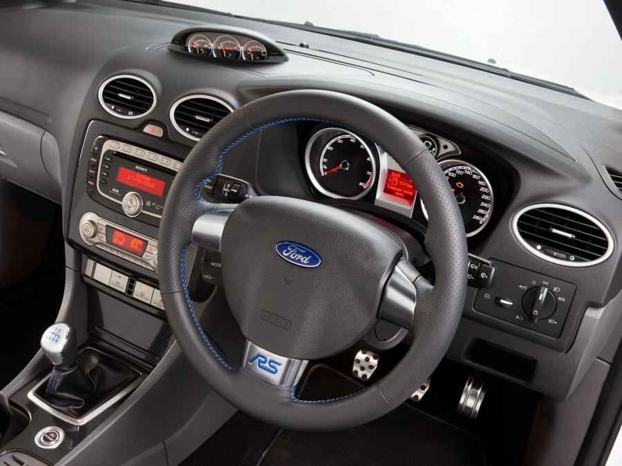  Ford Focus RS 2009 года  (AU) (фото 15 из 23)